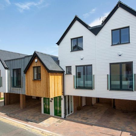 Leggetts Lane Aparthotel Whitstable Bagian luar foto
